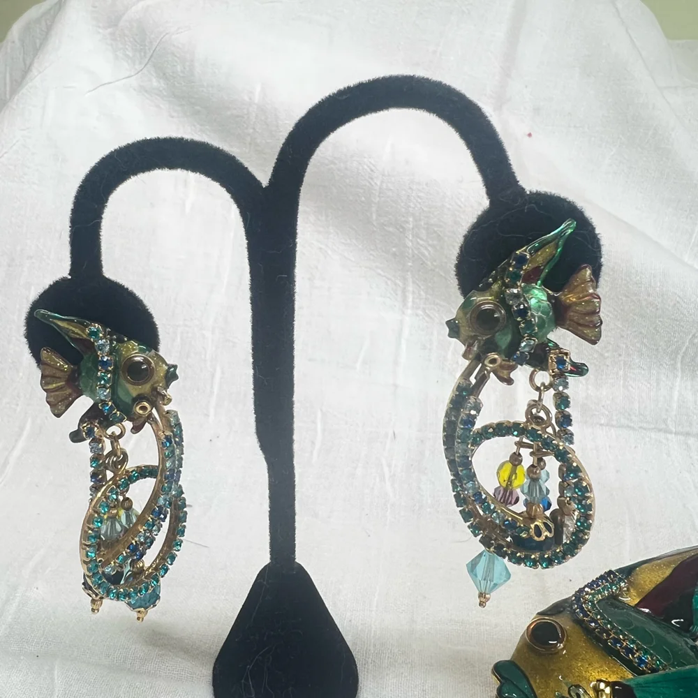 Lunch at the Ritz Articulated Angel Fish Jewelry Set Brooch Pendant & Earrings